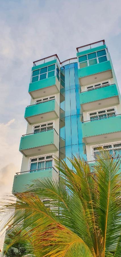 Acacia Beach Hotel Hulhumale Esterno foto